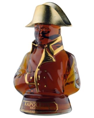 Napoleon Brandy Figure 700 ML   ยกลัง 6 ขวด 10900 บาท (36.5%)