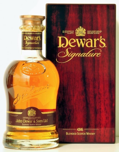 dewar's signature 750 ML เหล้า whiskey ยกลัง 6 ขวด 14500 บาท
